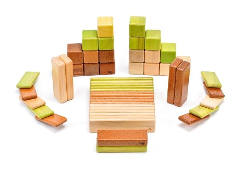 Tegu Jungle - Cubes and Planks in the Colors of the Jungle