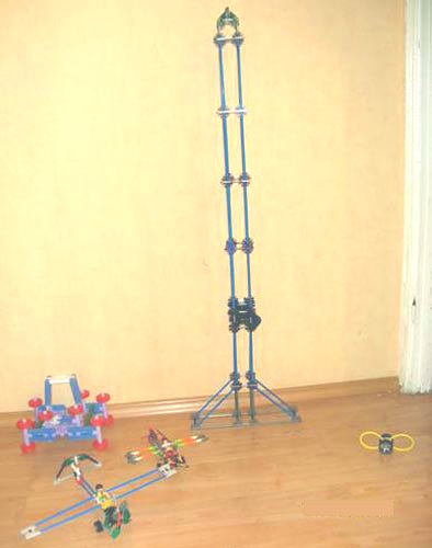 K'NEX Pirelli Tower