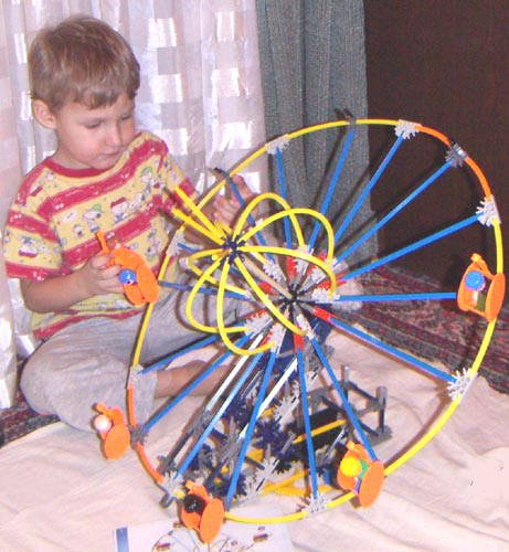 K'NEX Moon Orbit Construction Continues